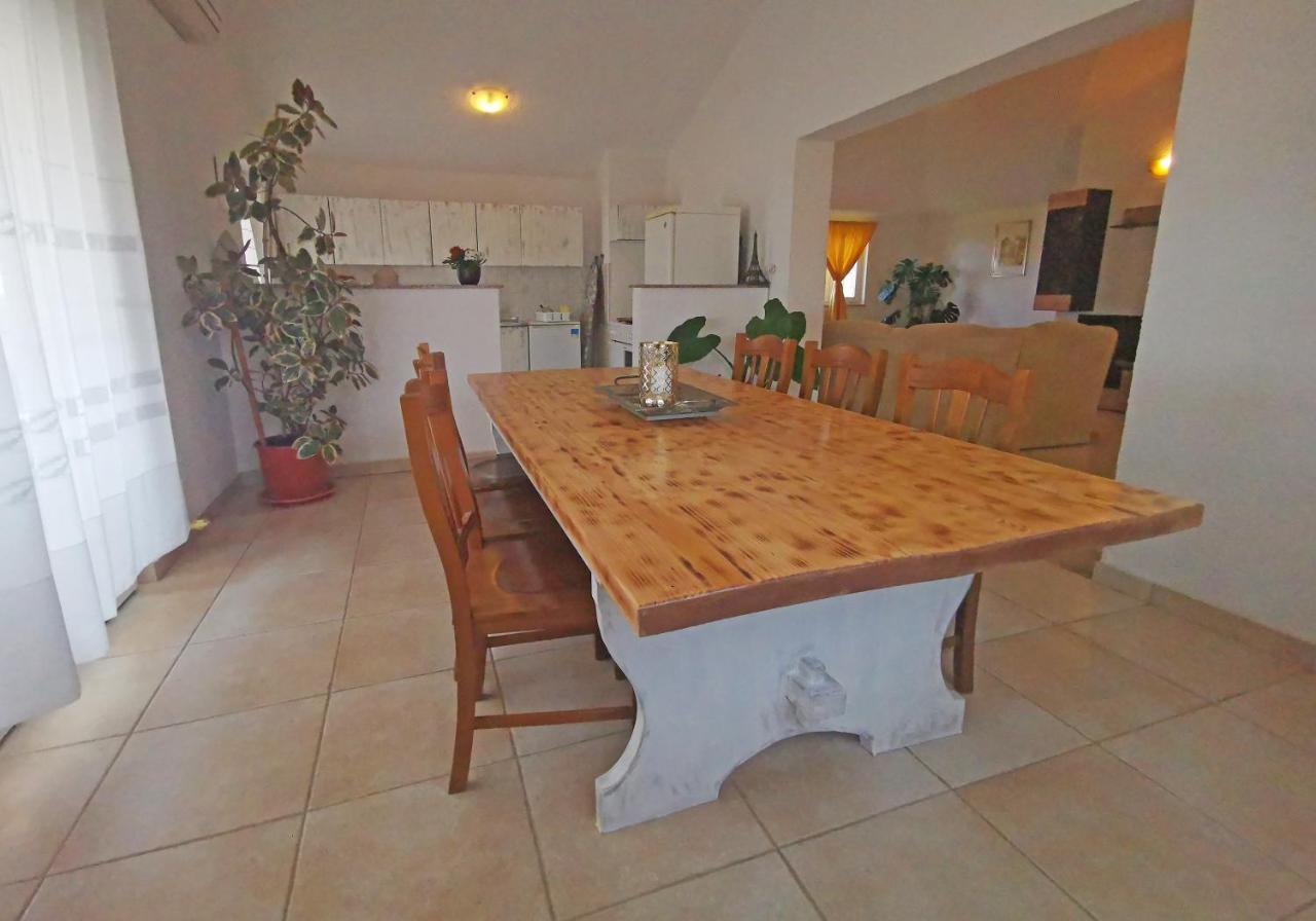 Apartman Luna Sveti Lovreč Pazenatički Esterno foto